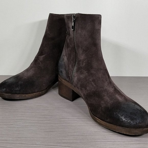 Vince 'Ruth' Block Heel Bootie, Peat (Brown) Suede, Womens Size 5.5 / 35.5 - Picture 4 of 9